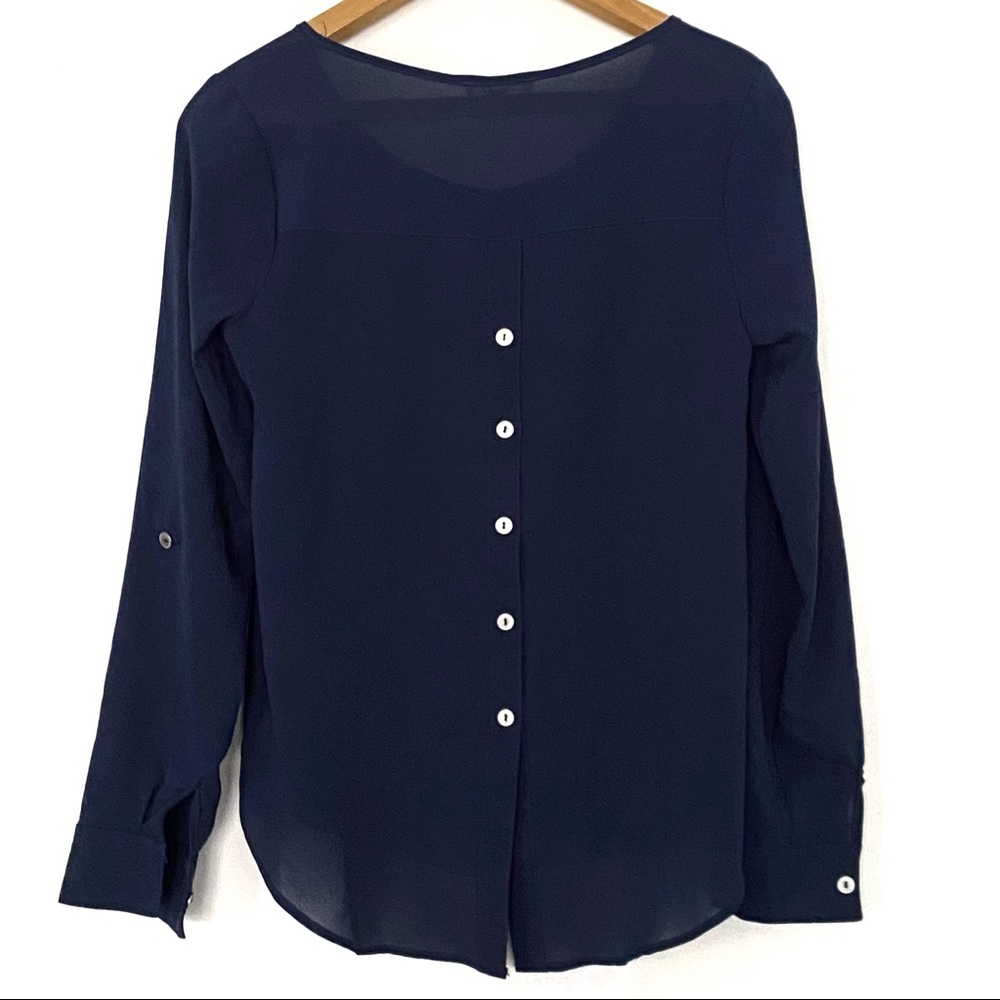 Blouse - Picture 2 of 4